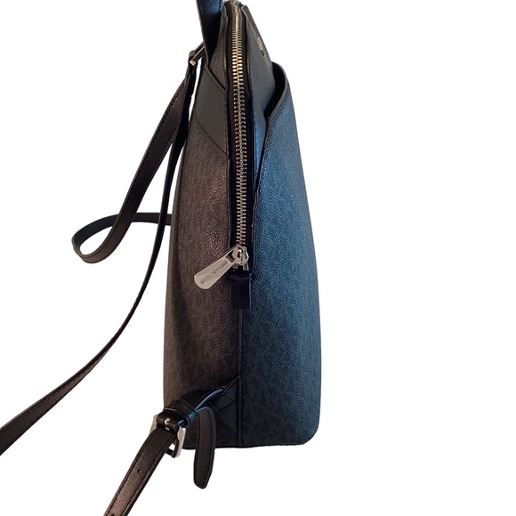 MICHAEL KORS Backpack Leather EMMY Large Dome BLACK Monogram 35H9SY3B7B - Picture 3 of 13